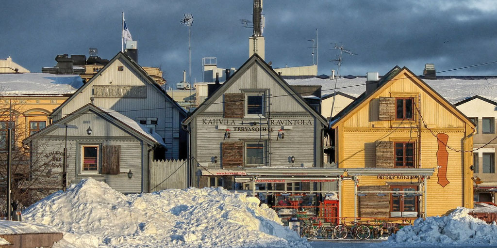 Tilausajokohde Oulu talvinen maisema torinrannassa