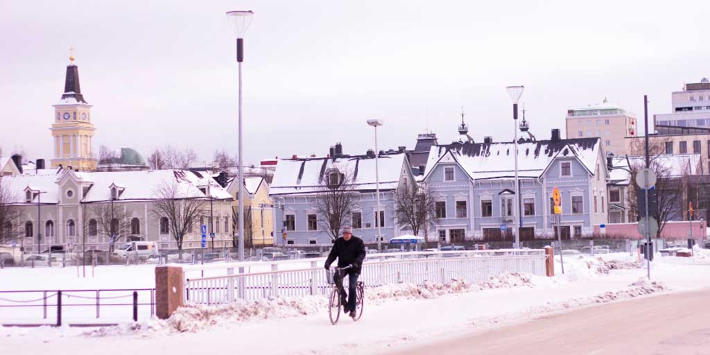 Tilausajo Oulu pikkubussin kyydissä