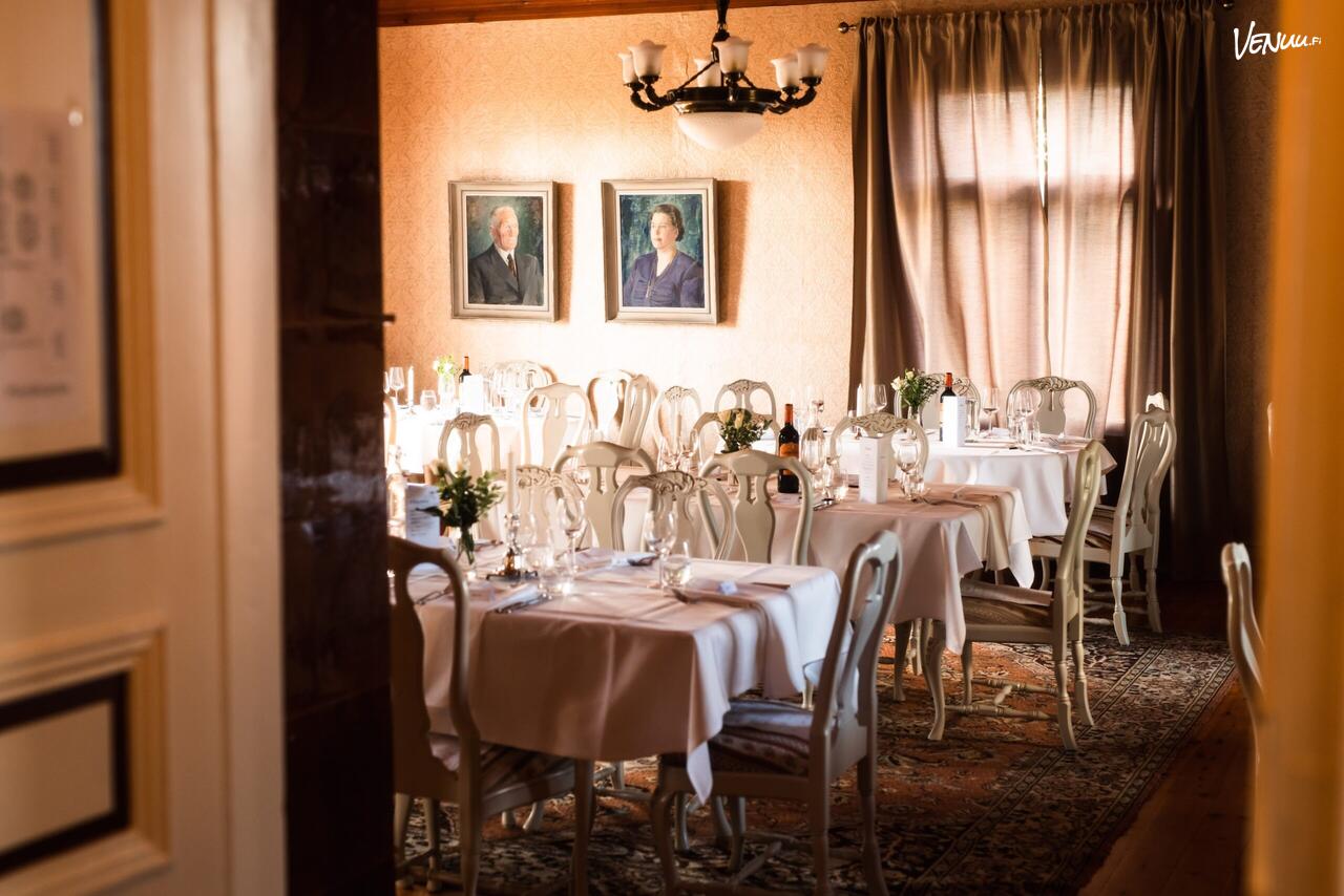 Haukkalan juhlatilat Salo hääpaikka kuljetus tilausajo - Tilausajot.net