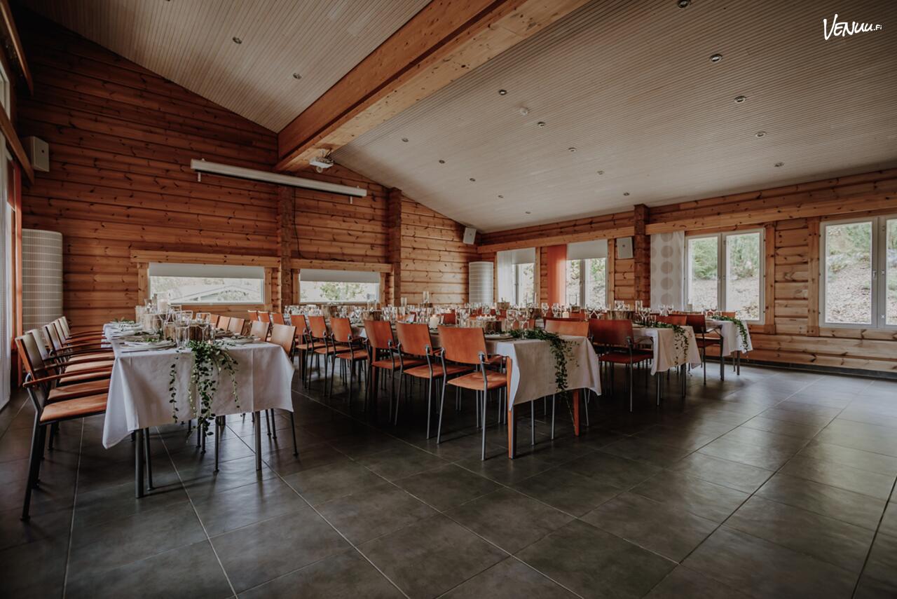 Hoikan Helmi Sastamala hääpaikka järvimaisema kuljetus tilausajo - Tilausajot.net