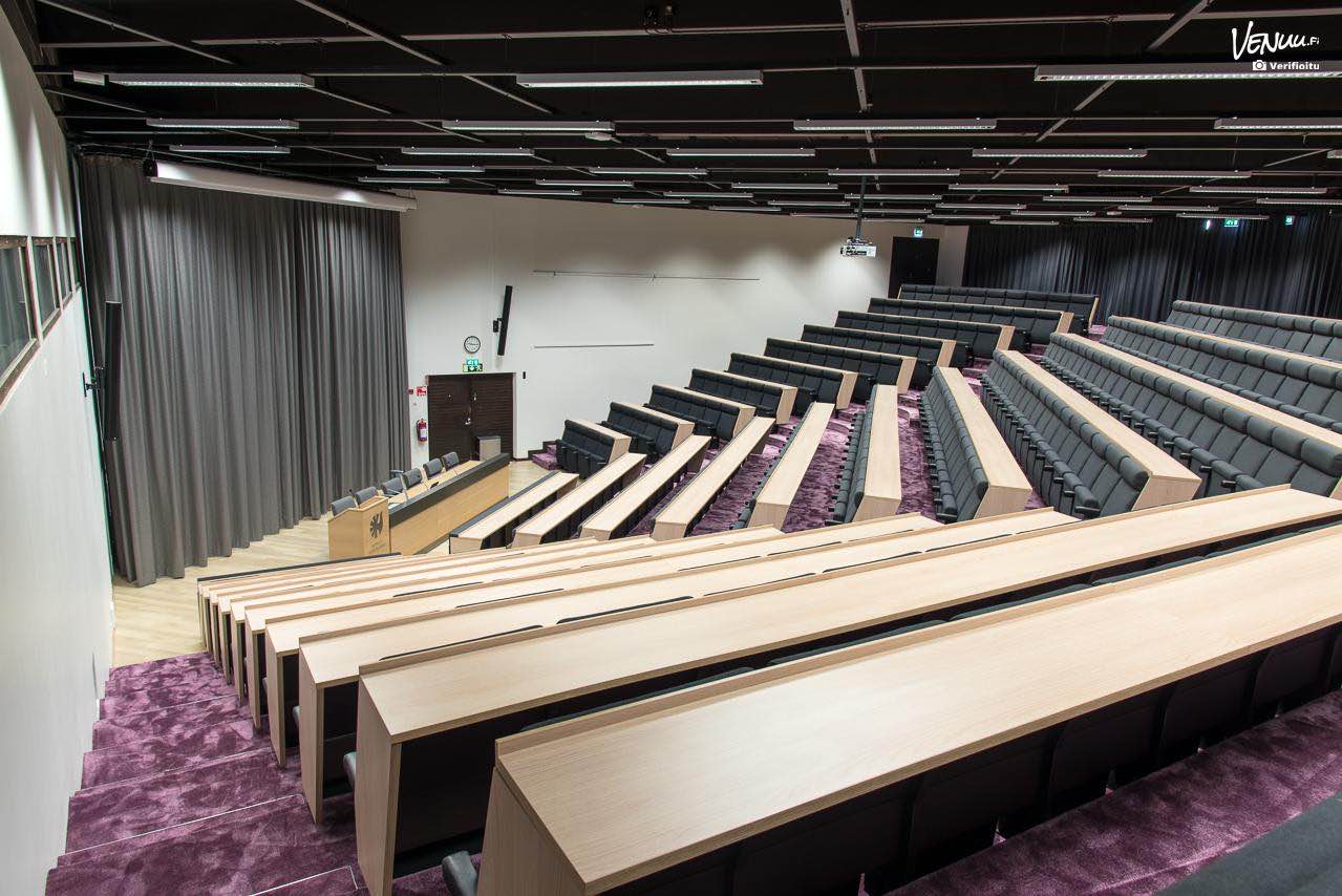 Hotelli Korpilampi auditorio Espoossa seminaarien tilausajopalveluihin - Tilausajot.net