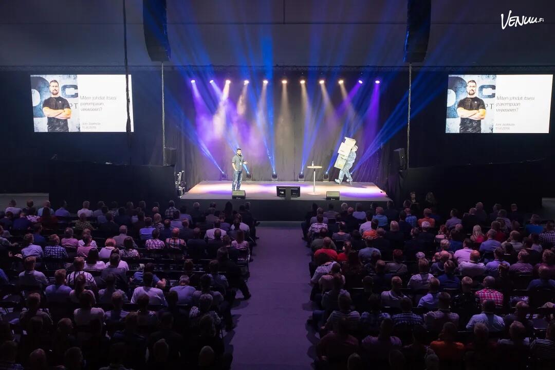 Kauppi Sports Center monitoimihalli Tampere seminaaritila kuljetus - Tilausajot.net