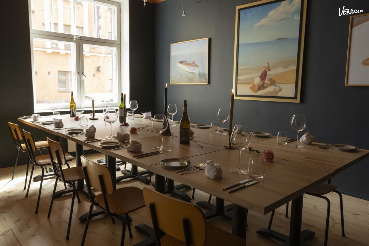 Le Ankka kabinetti Helsinki häätila pieniin häihin kuljetuksella - Tilausajot.net