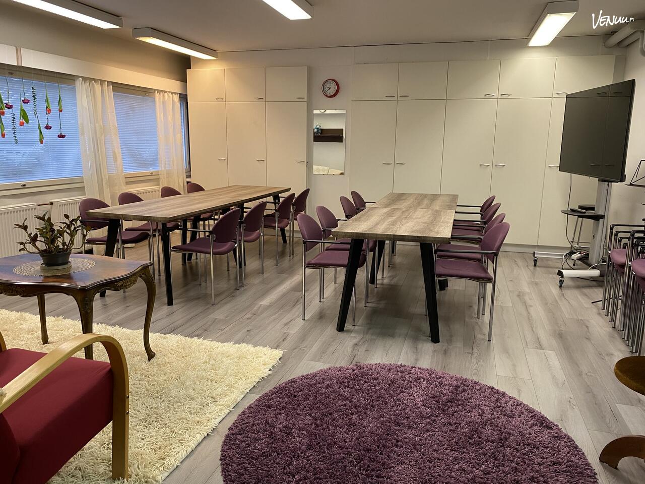 Tuurintupa Turku kokoustila tilausajolla kokoukseen - Tilausajot.net