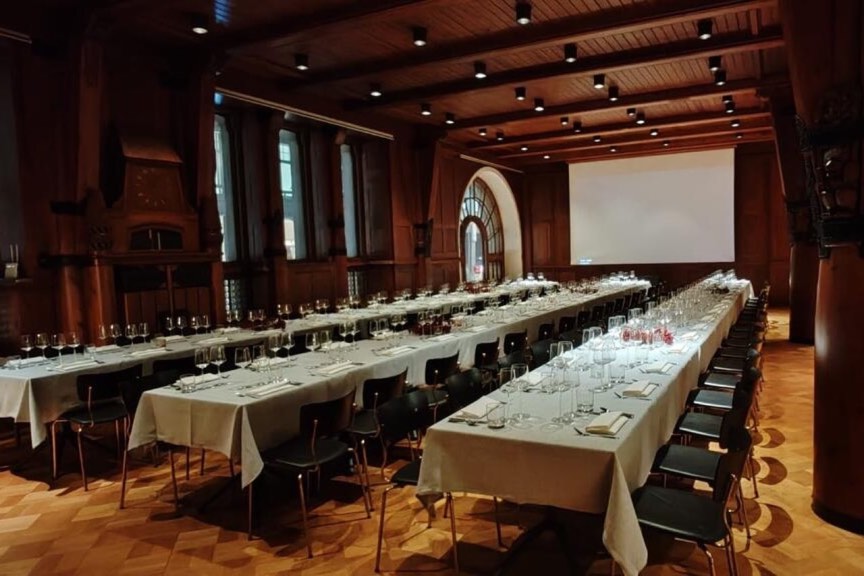 Food Camp Kansallissali Helsinki hääjuhla kuljetus vieraille keskustaan - Tilausajot.net