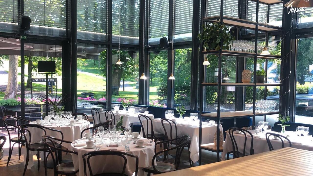 Southpark Restaurant syntymäpäiväjuhlat Sinebrychoffin puistossa – ravintola ja terassi Helsingissä